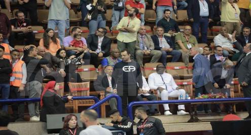 بالصور.. حزن أحمد مرتضى وروح رياضية واحتفال صاخب في لقطات سوبر الأهلي والزمالك